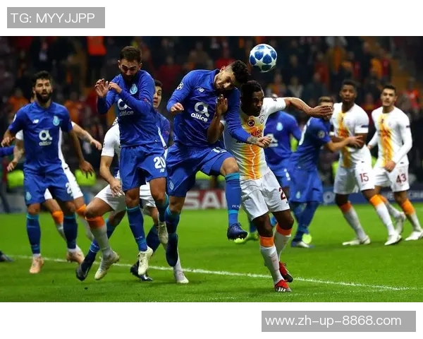 足球爱好者必看002推荐足球赛事分析与精彩瞬间回顾