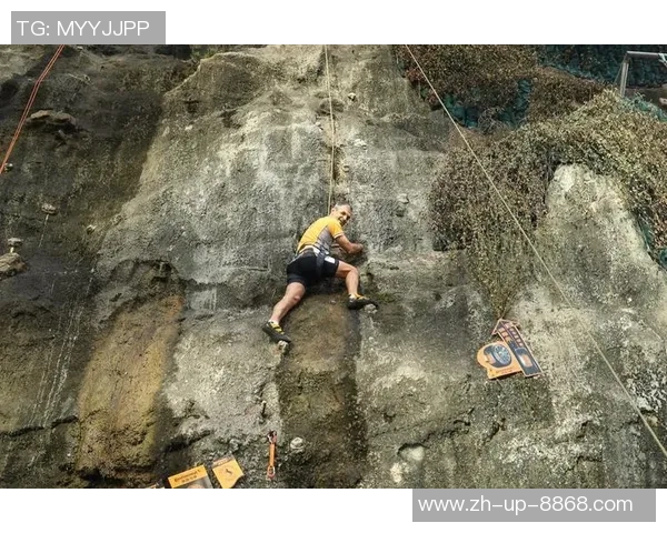 重庆攀岩队以85分在城市马拉松积分榜中稳居第一名引发关注 重庆攀岩队以85分在城市马拉松积分榜中稳居第一名引发关注